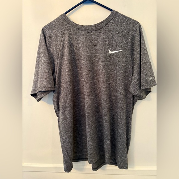 Nike Swim Dri-Fit UPF 40+ Men's XLarge- Gray Short Sleeve T-Shirt-Sz XL- - Picture 1 of 5